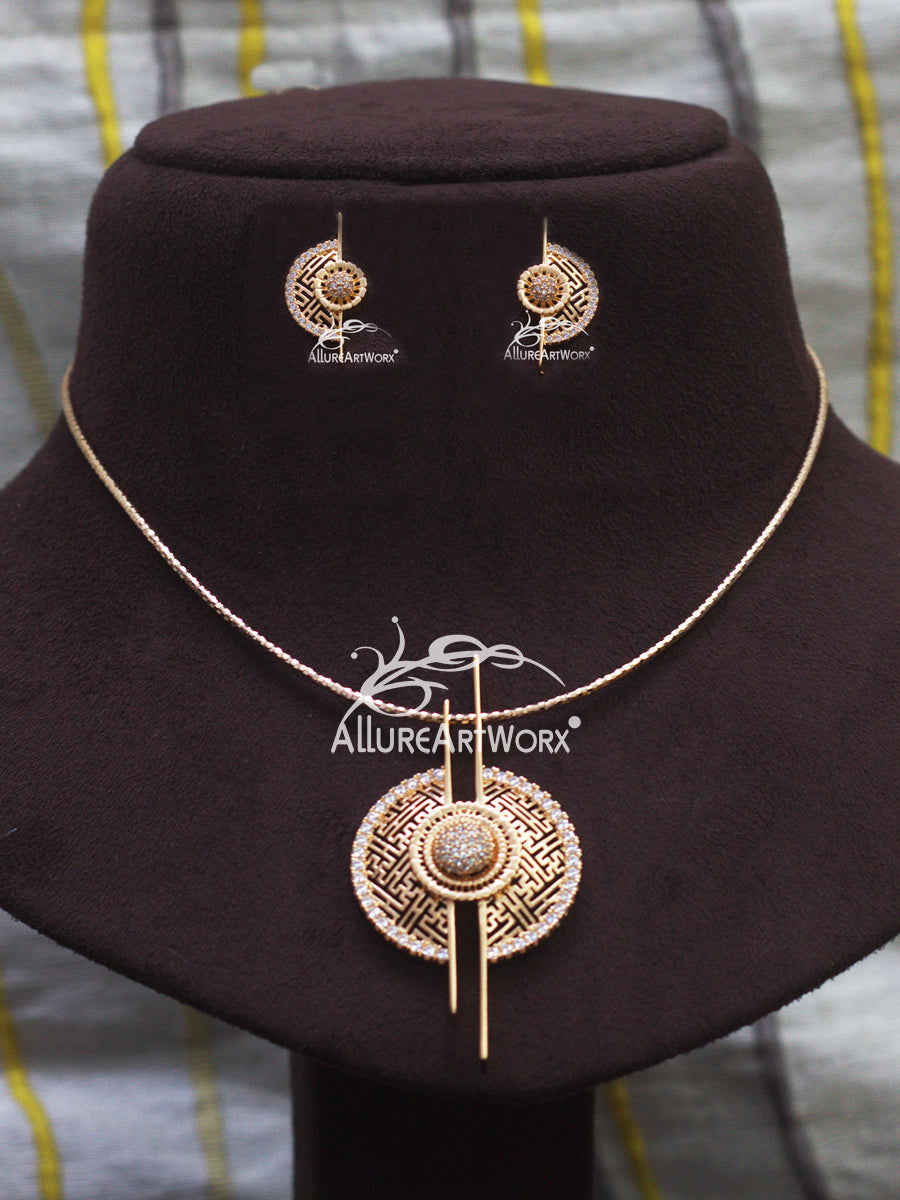 Cutwork Set